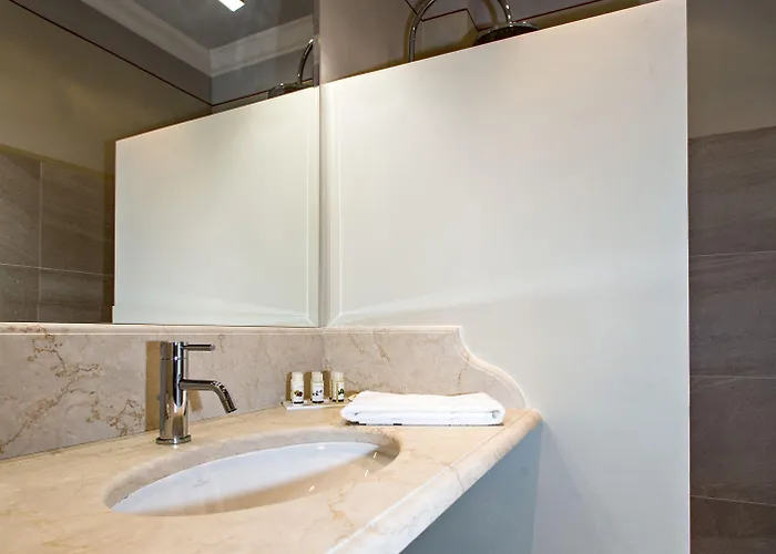 Hotel La Bastide Du Port - De Charme 4*