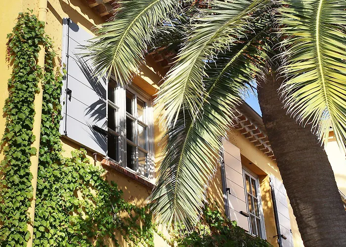 Hotel La Bastide Du Port - De Charme 4*