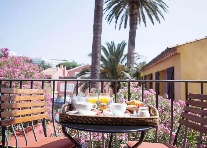 Hotel La Bastide Du Port - De Charme 4*