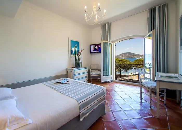 Hotel La Bastide Du Port - De Charme Saint-Tropez