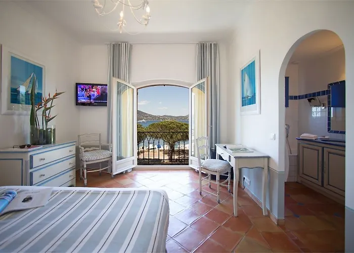 Hotel La Bastide Du Port - De Charme Saint-Tropez