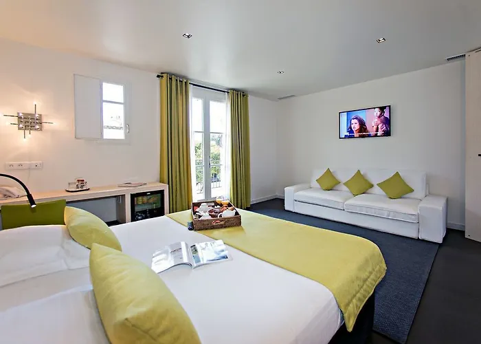 La Bastide Du Port - De Charme Saint-Tropez