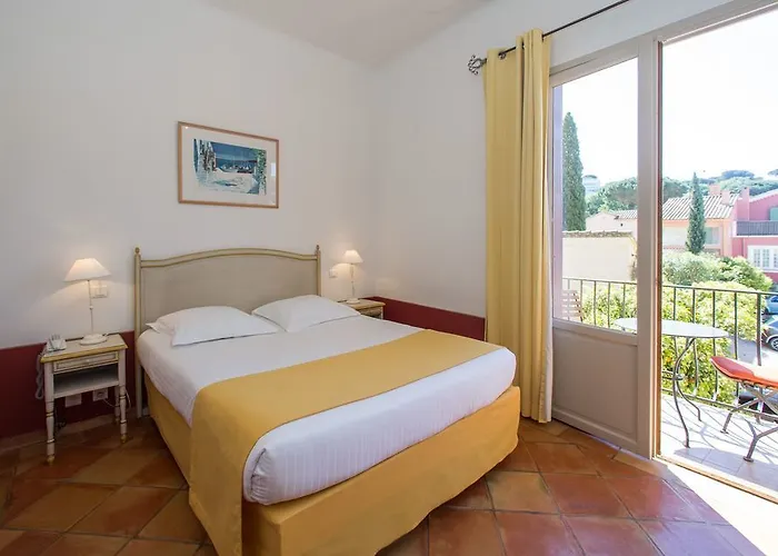 Hotel La Bastide Du Port - De Charme 4*