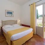 Hotel La Bastide Du Port - De Charme 4*