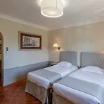 Hotel La Bastide Du Port - De Charme