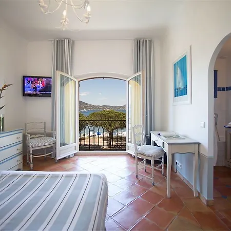 Готель La Bastide Du Port - De Charme Сен-Тропе