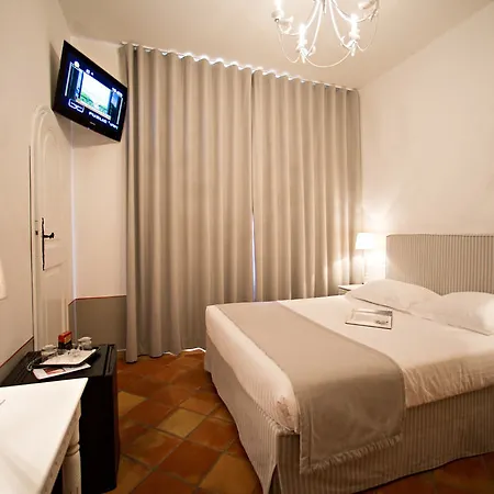 Hotel La Bastide Du Port - De Charme