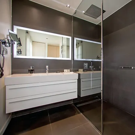 Hotel La Bastide Du Port - De Charme 4*