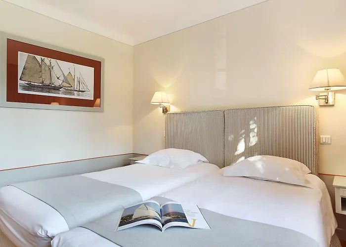 Hotel La Bastide Du Port - De Charme Saint-Tropez